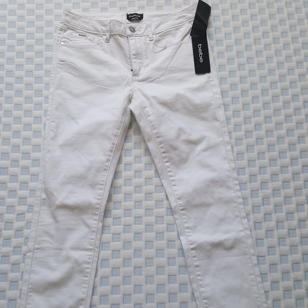 bebe Female heartbreaker ankle skinny